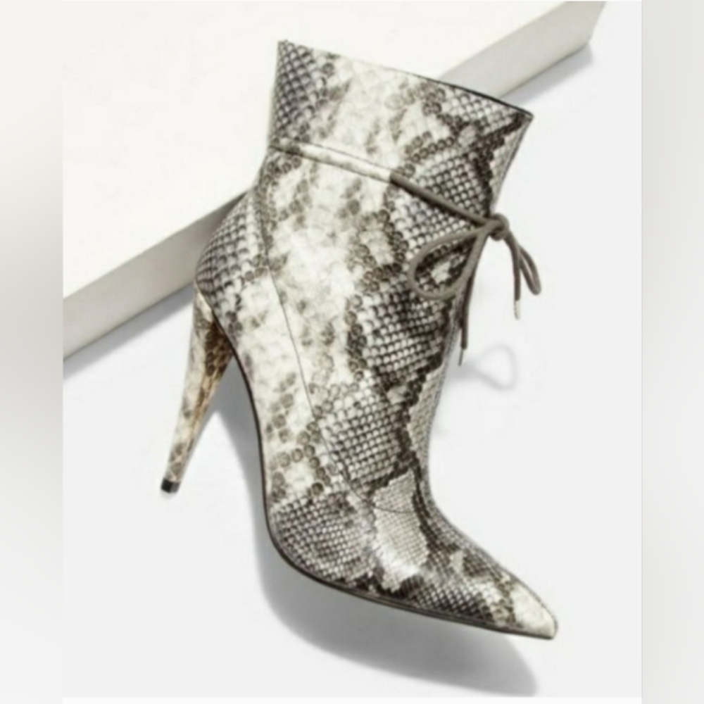 Khaliyah Drawstring Bootie - 8.5 MSRP $59.95